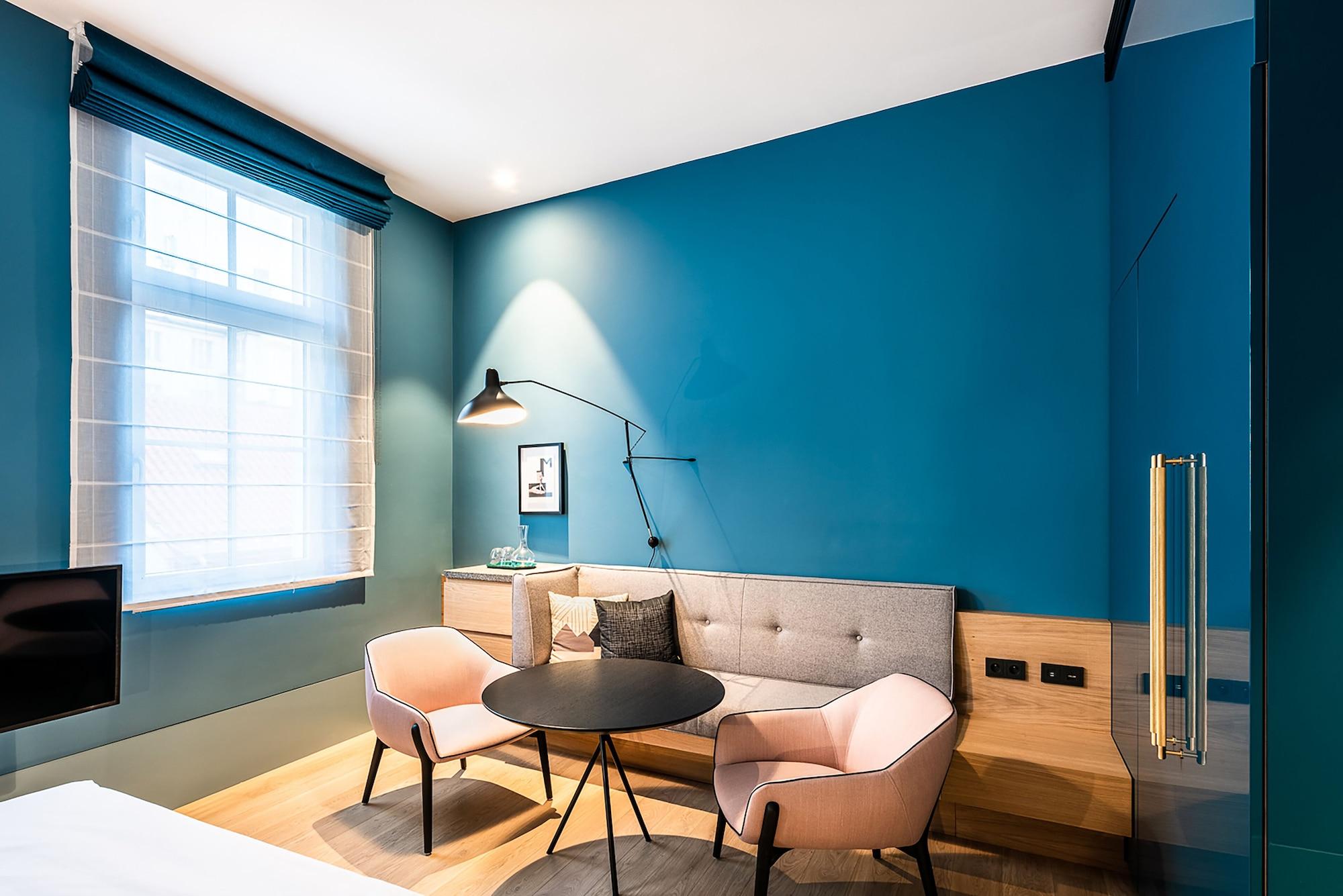 Otel Maximilian 4*