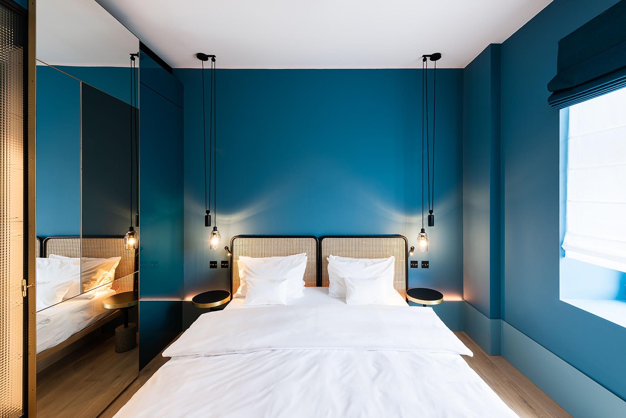 Otel Maximilian 4*