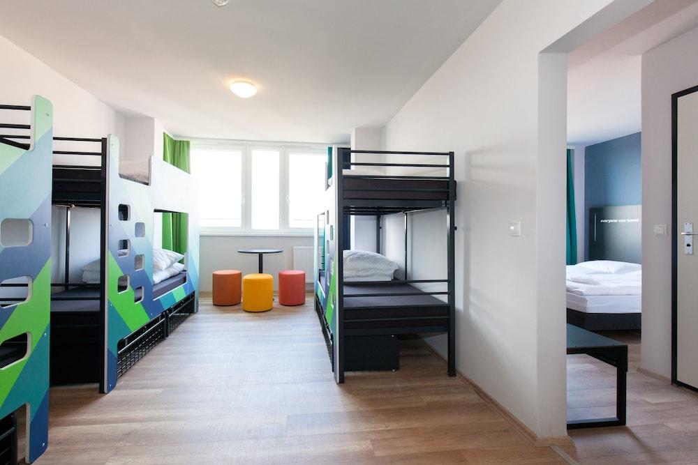 Hostel A&o Rhea *
