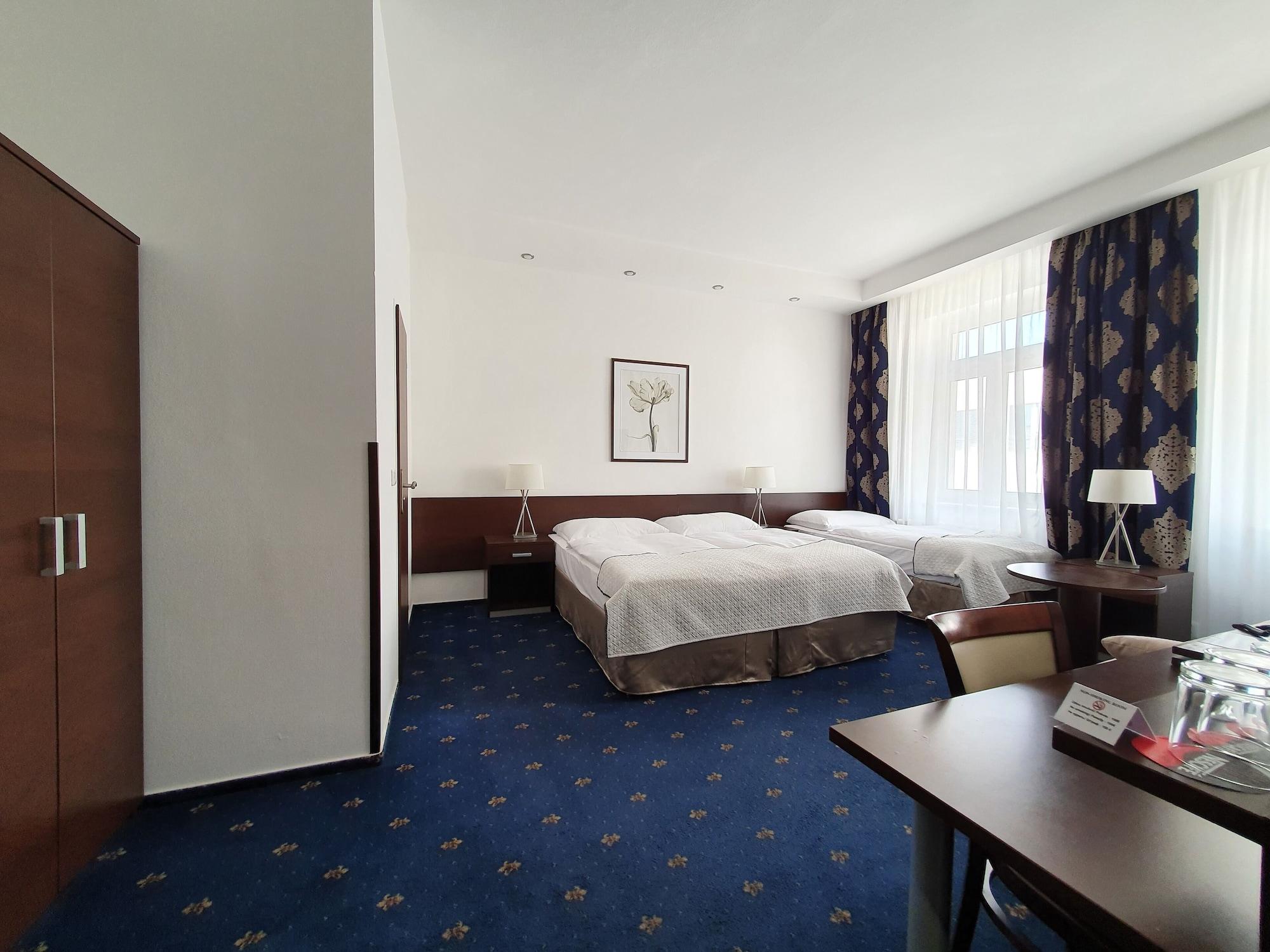 Royal Plaza 3* Prague
