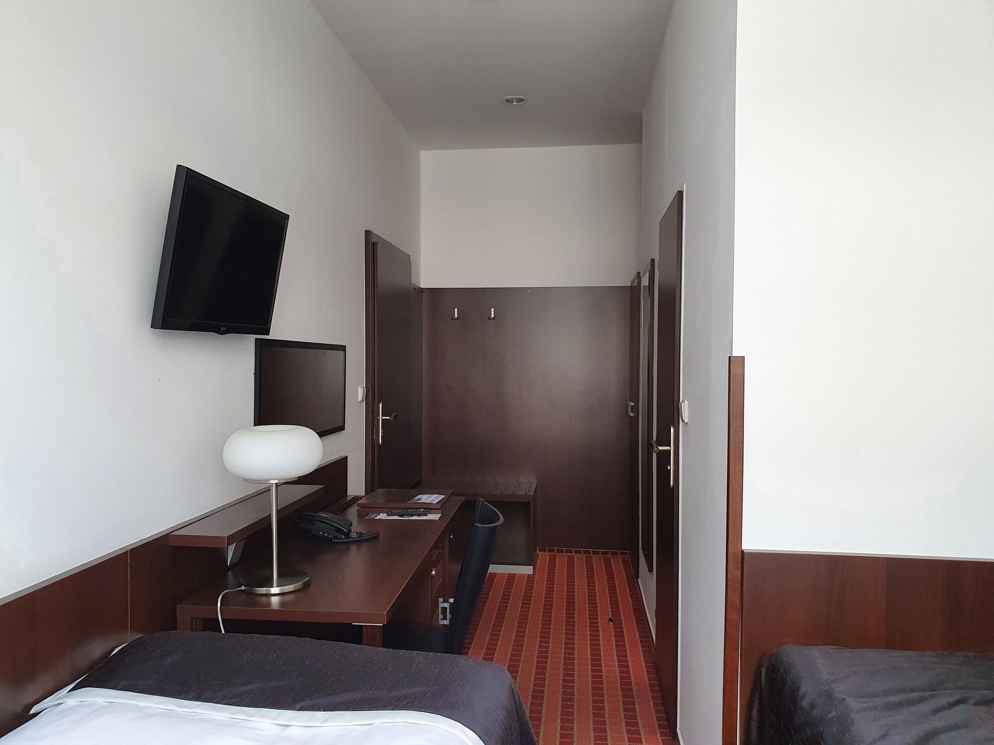Royal Plaza 3* Prague