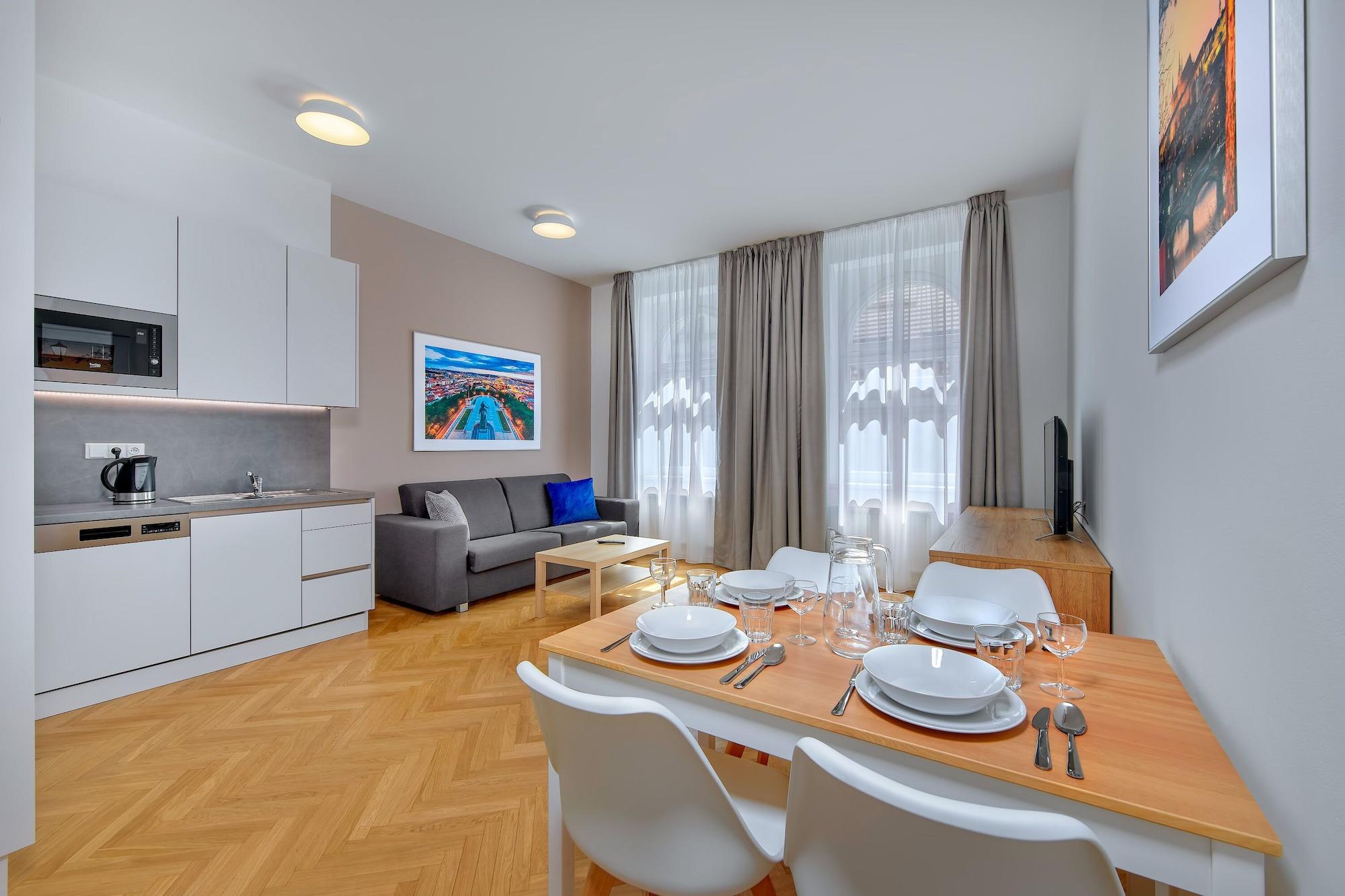 Downtown Kodanska Aparthotel Prague