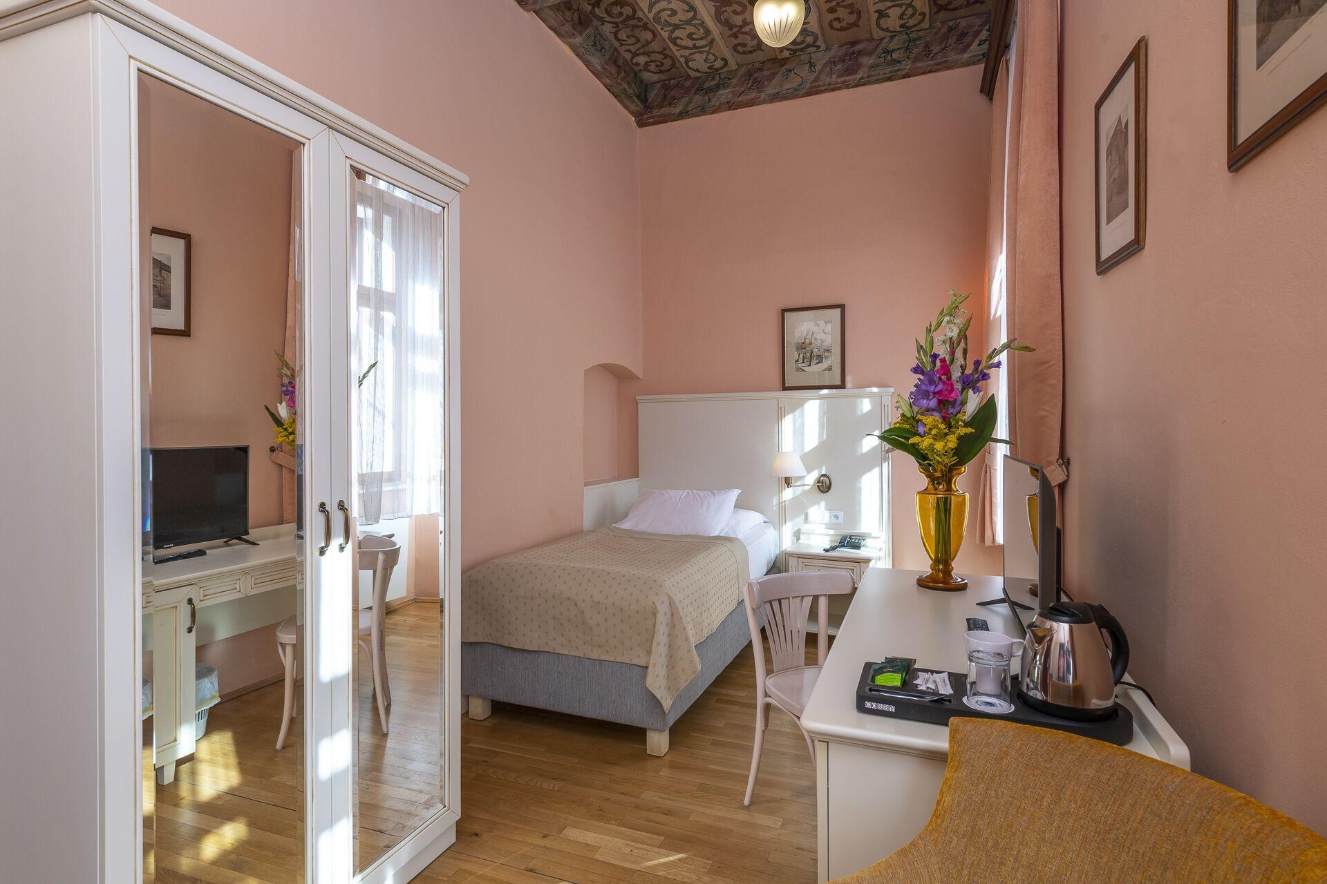 Cerny Slon Hotel Praga