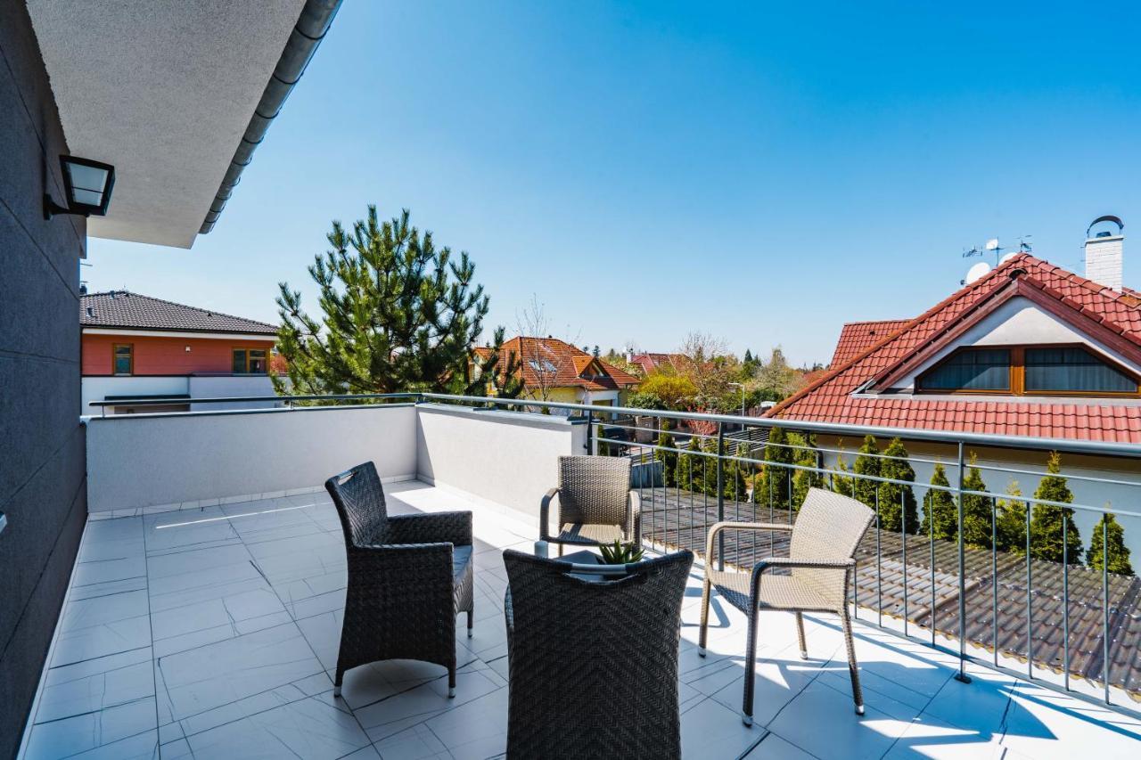 Serenity With Garden Jacuzzi Prague