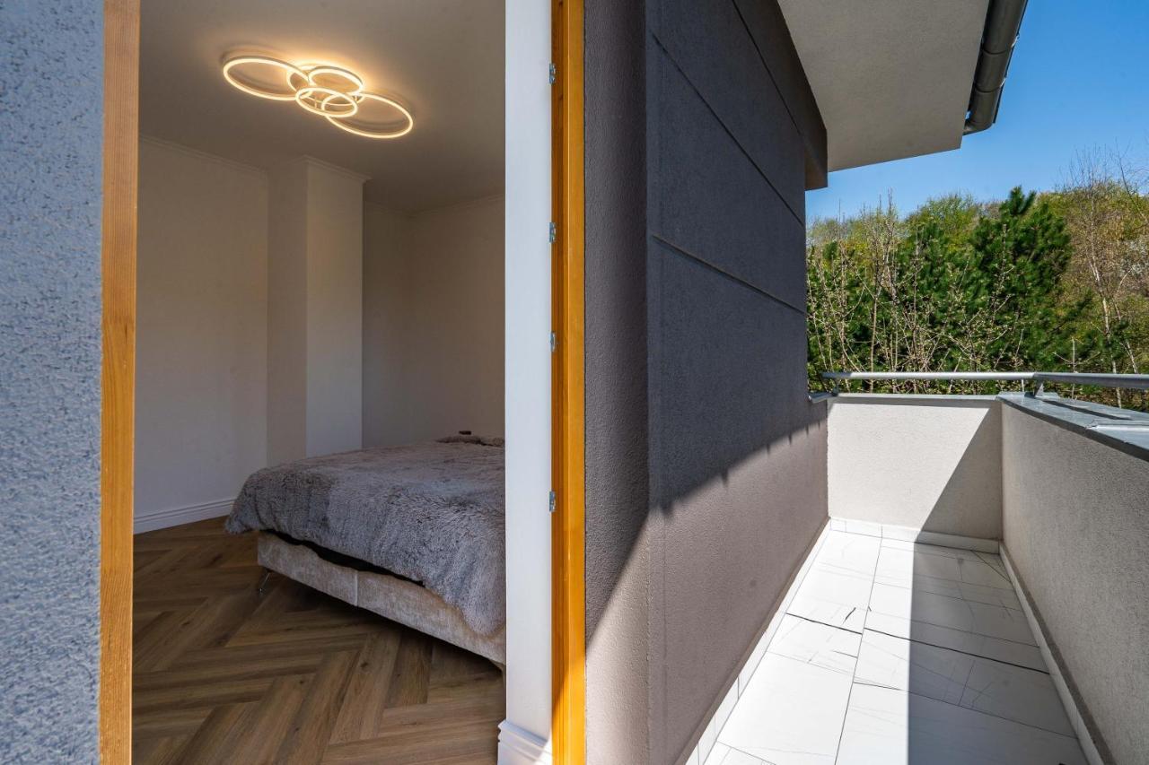 Serenity With Garden Jacuzzi Villa Prague