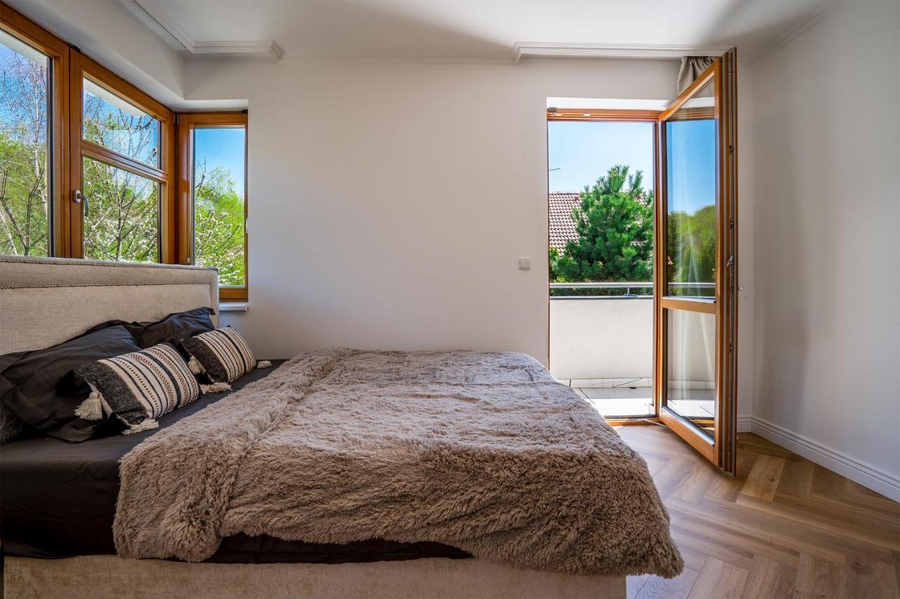 Serenity With Garden Jacuzzi Villa *