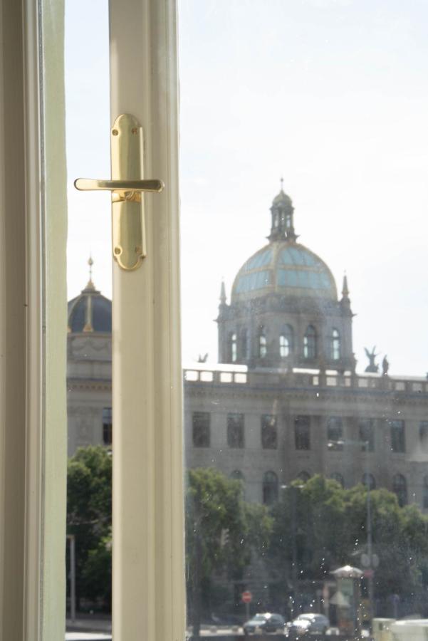 Apartment Live With A Fantastic View In The Center Prague