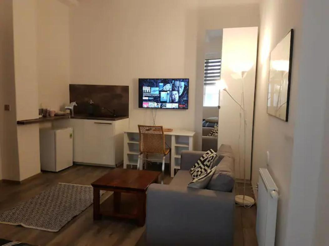 Maximilian Central Apartment