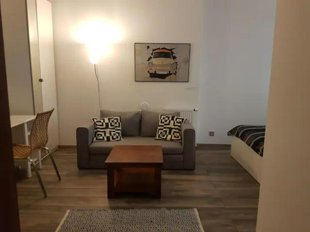 Maximilian Central Apartment