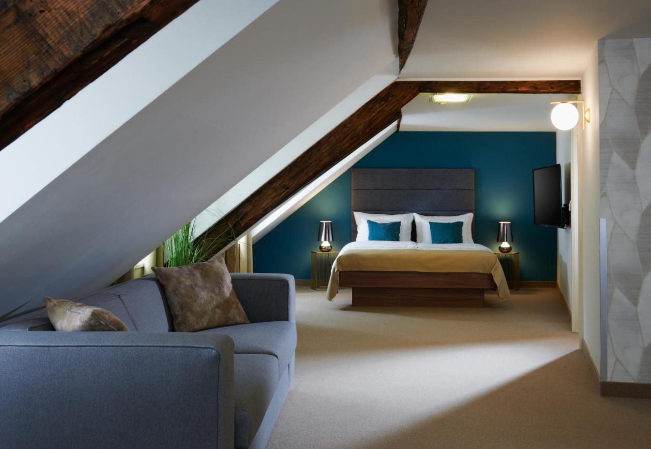 Golden Angel By Adrez Aparthotel Praga
