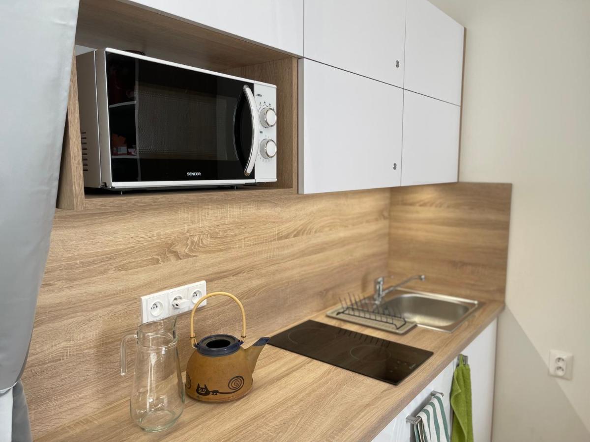 Luxurious Studio Casa Royal Apartment
