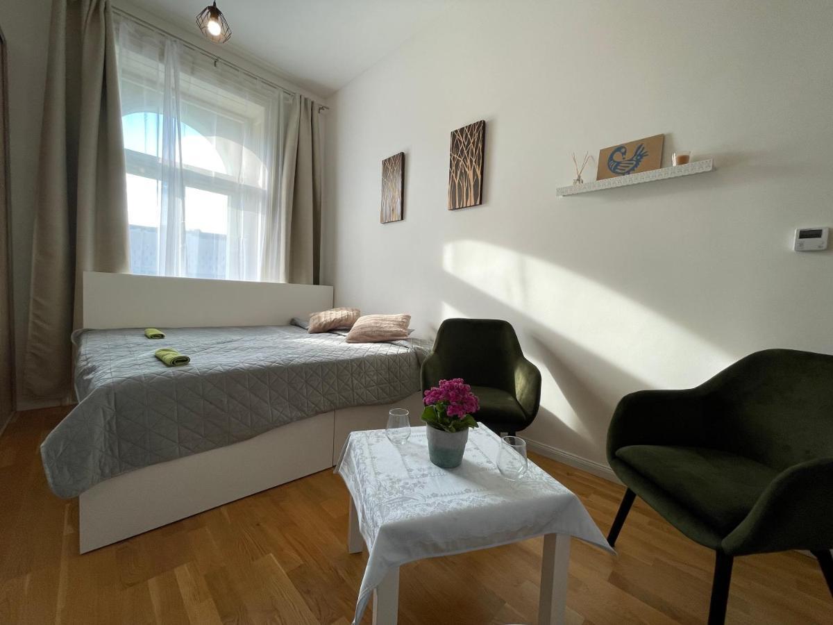 Luxurious Studio Casa Royal Apartment *