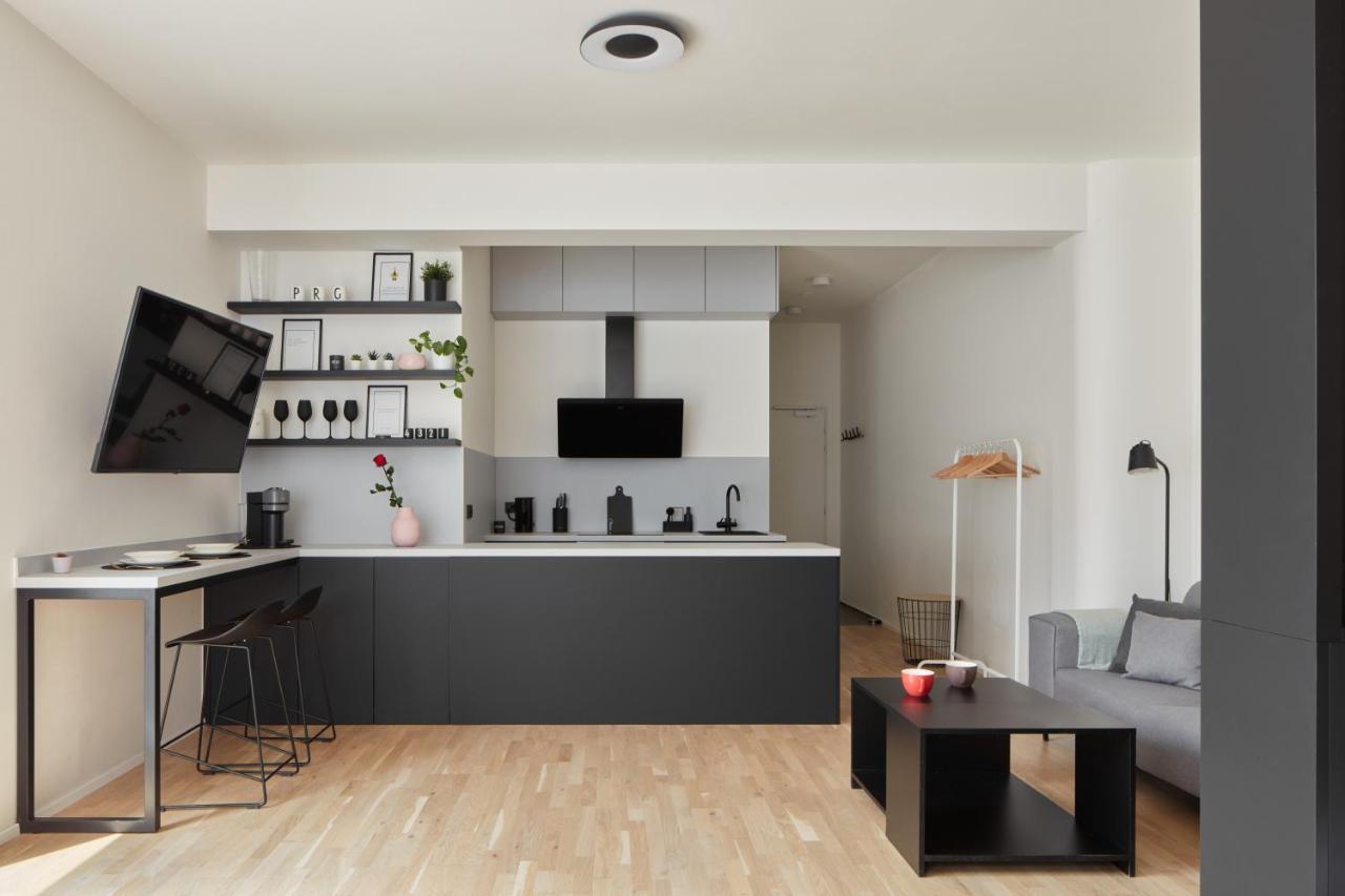 Days - Premium W Stunning Terraces - Easy Access Prague