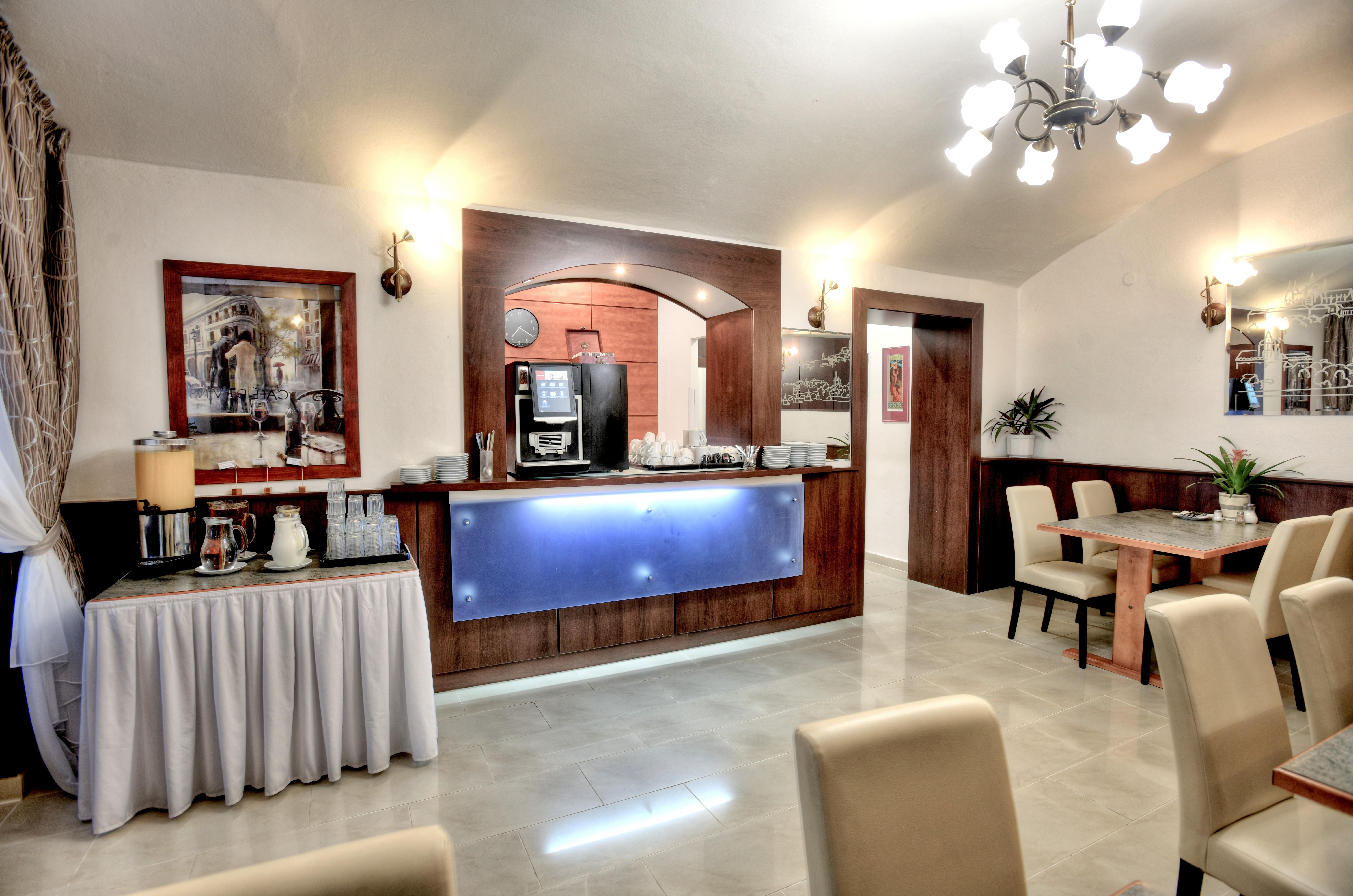 Royal Plaza 3* Prague