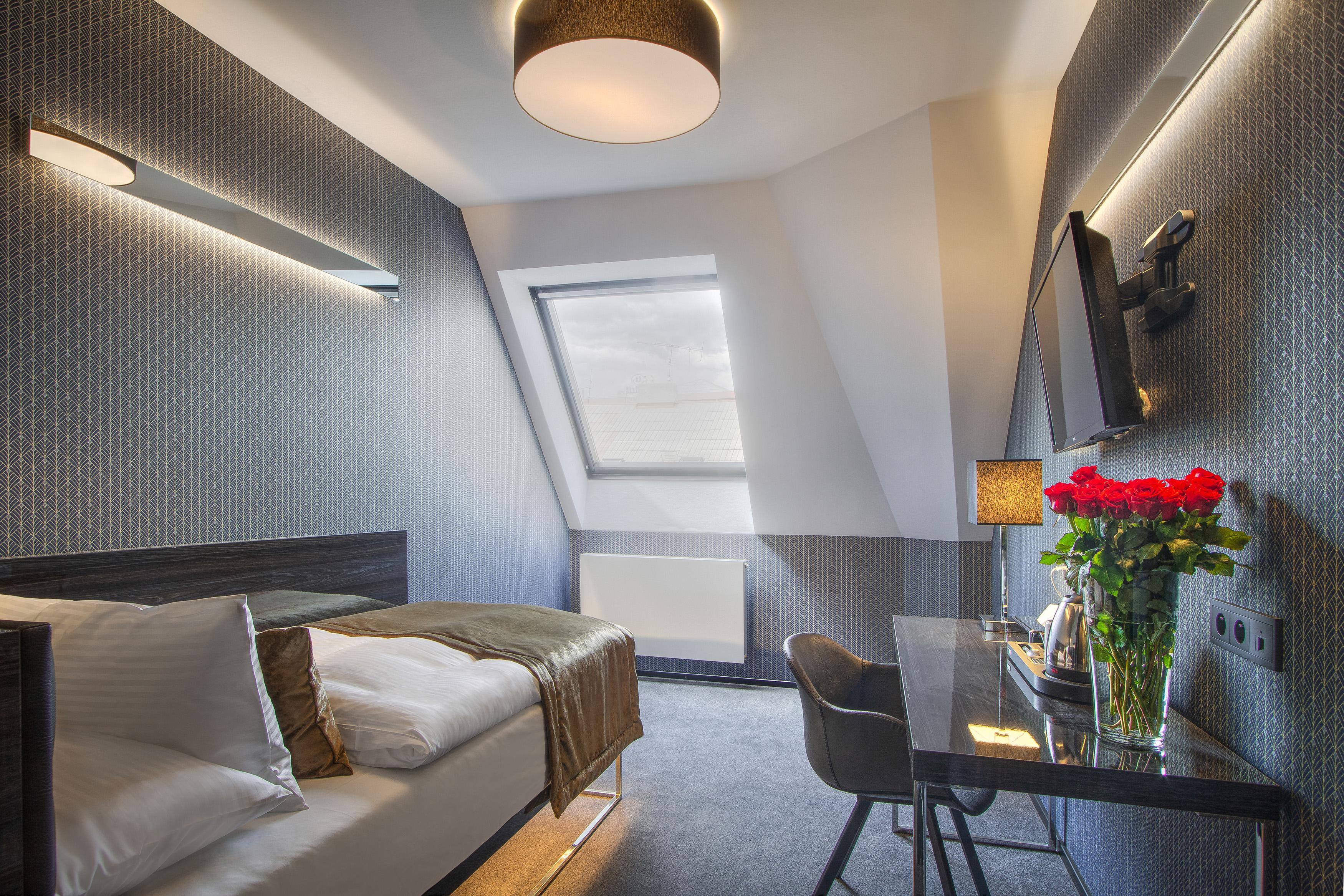 Otel Mucha
