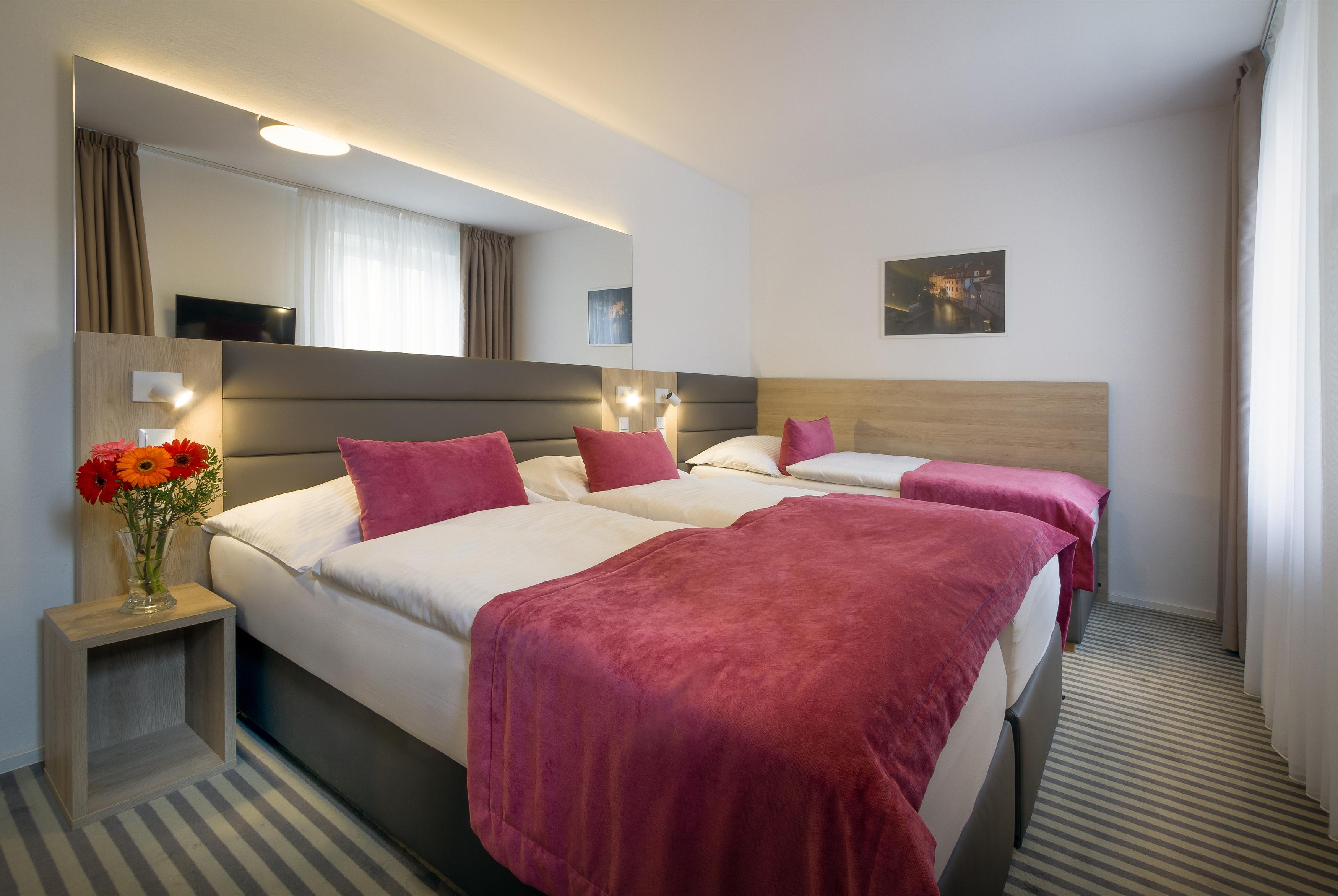 White Lion Otel 4*