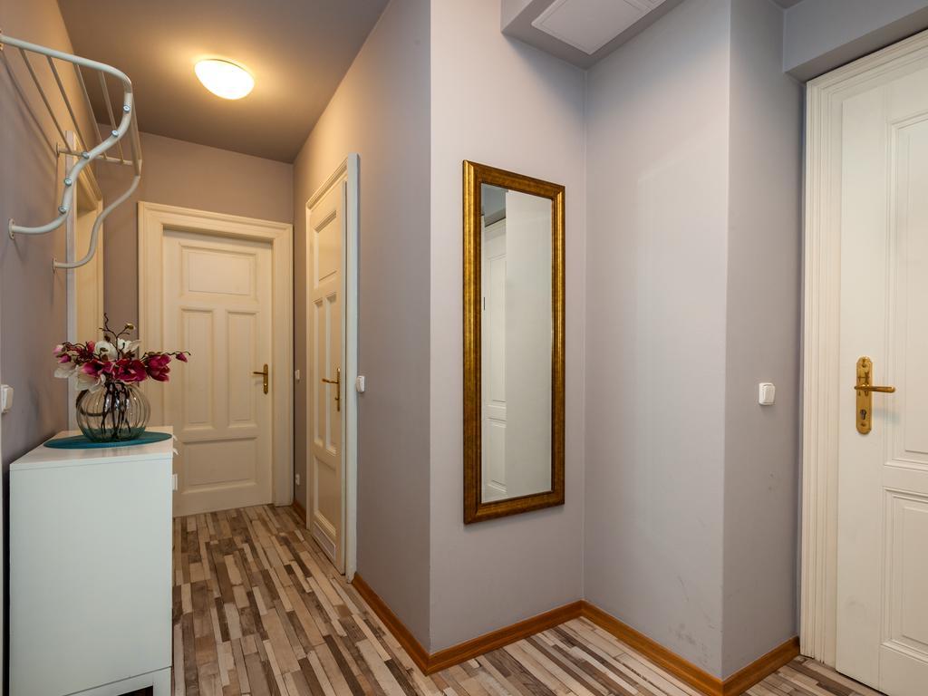 Lovely - Truhlarska Appartement