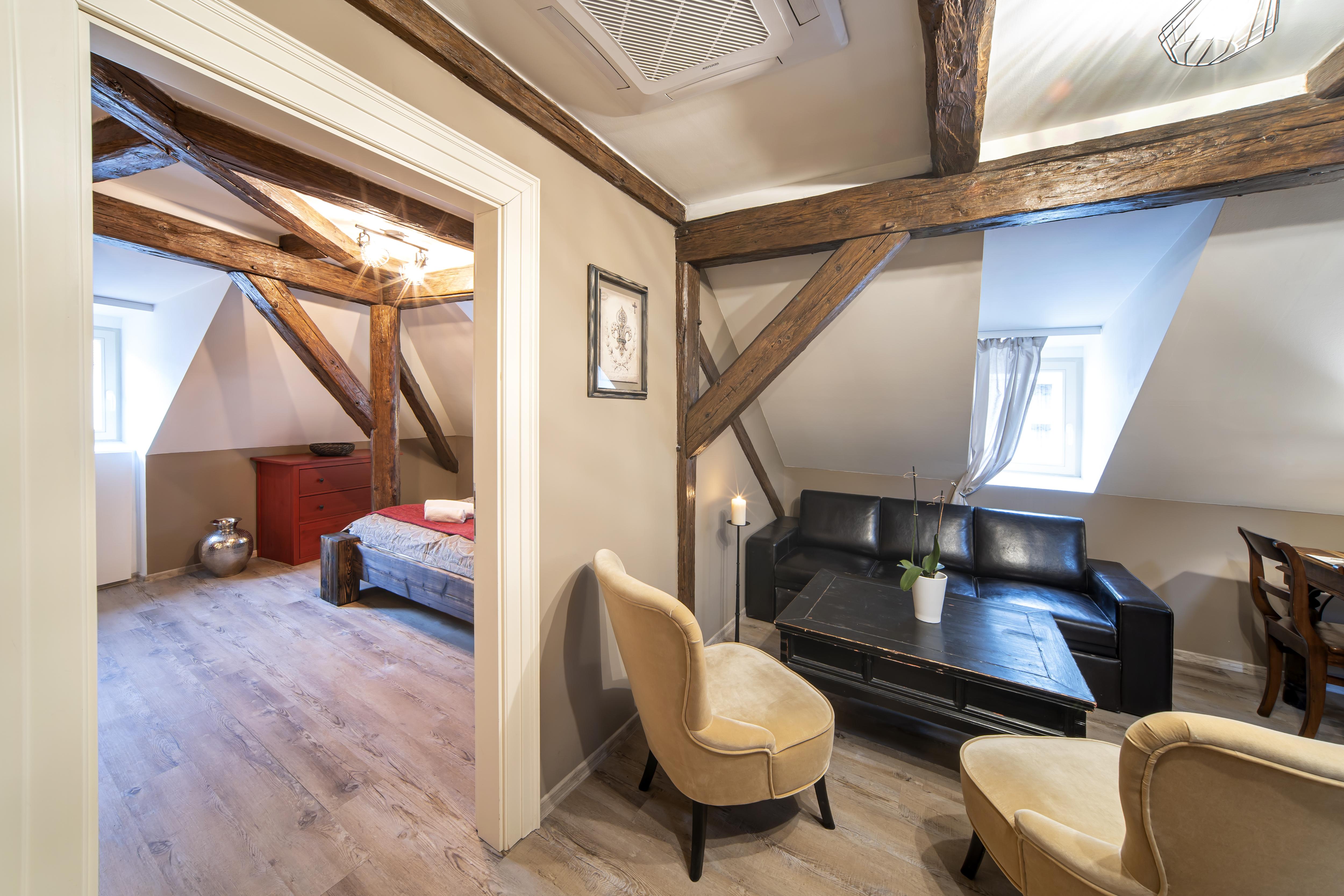 Apartment Old Town - Michalska 4*