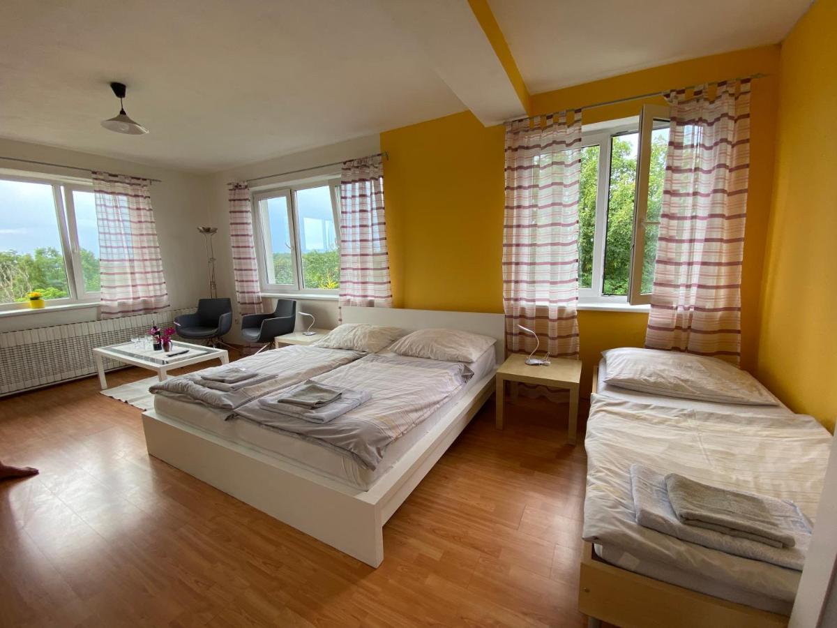 Appartement Royal Garden With A Pool