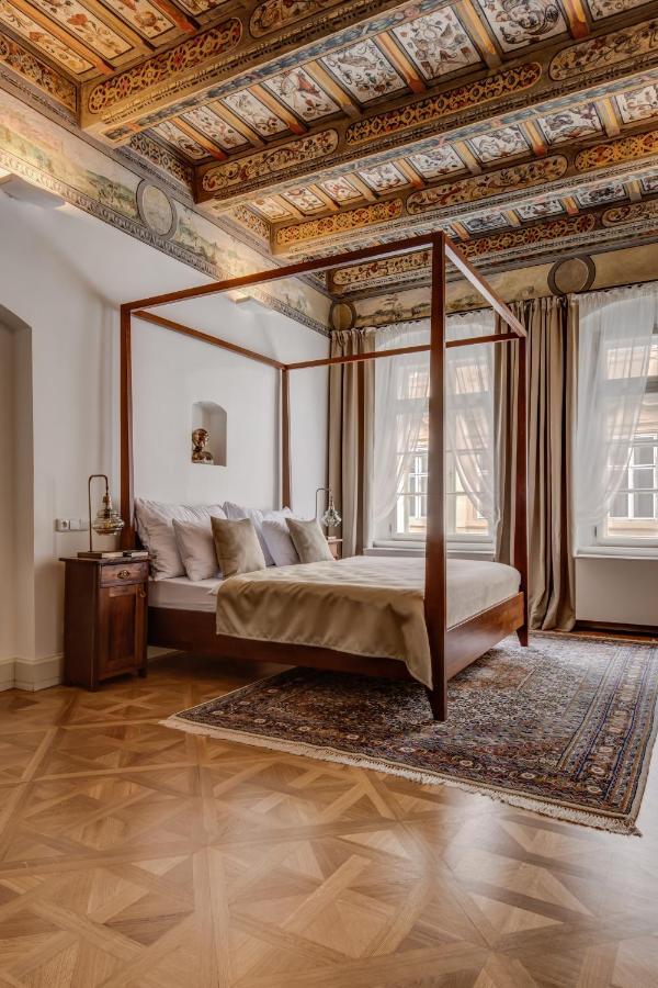 Nerudova 211 Hotel Prague