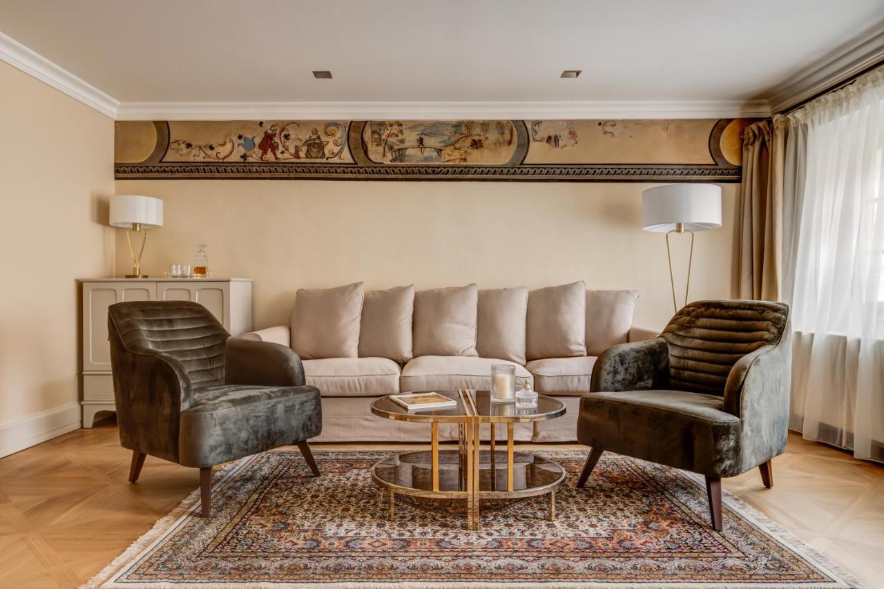 Nerudova 211 Hotel Prague