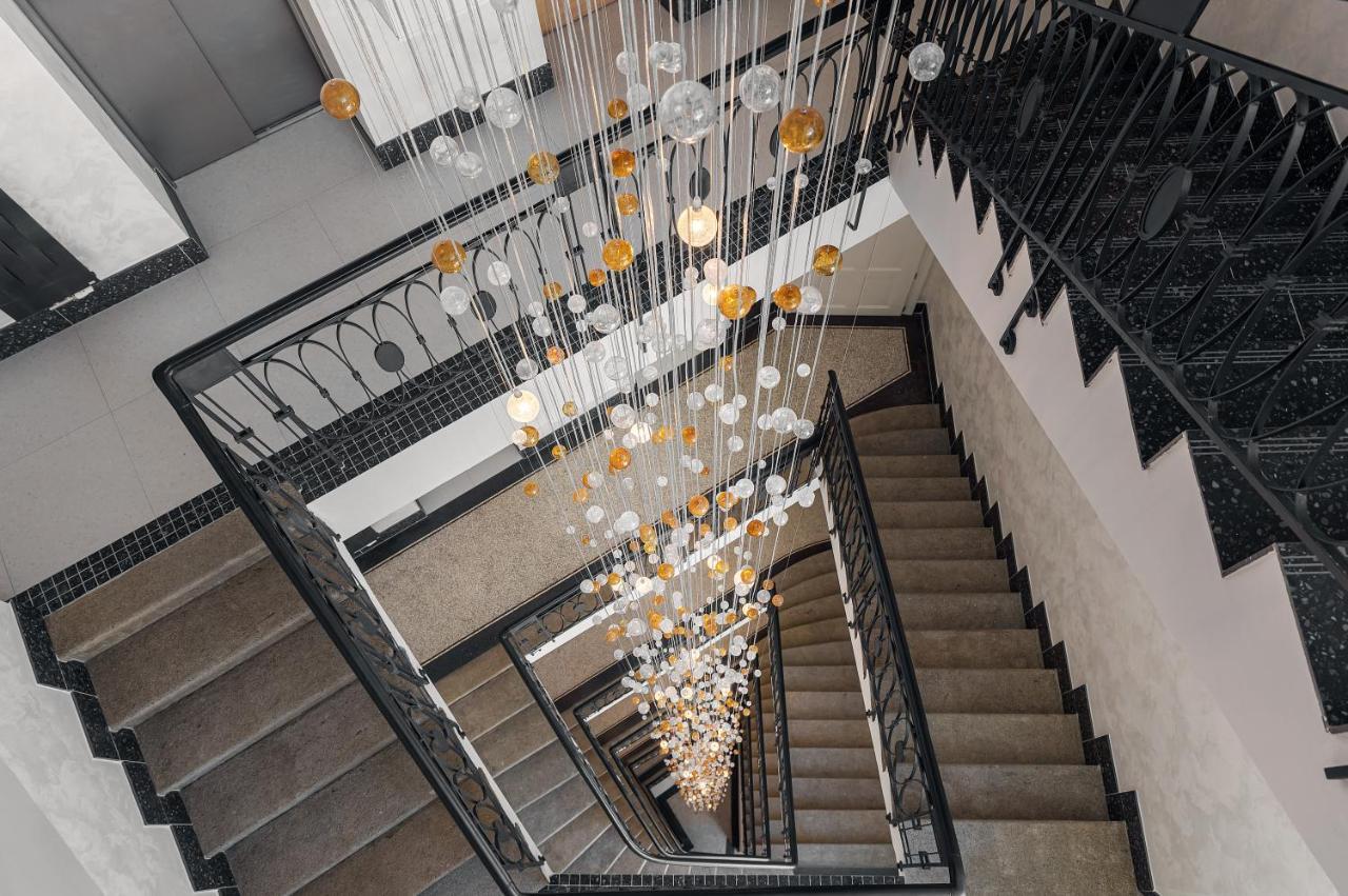 Hotel Allure &