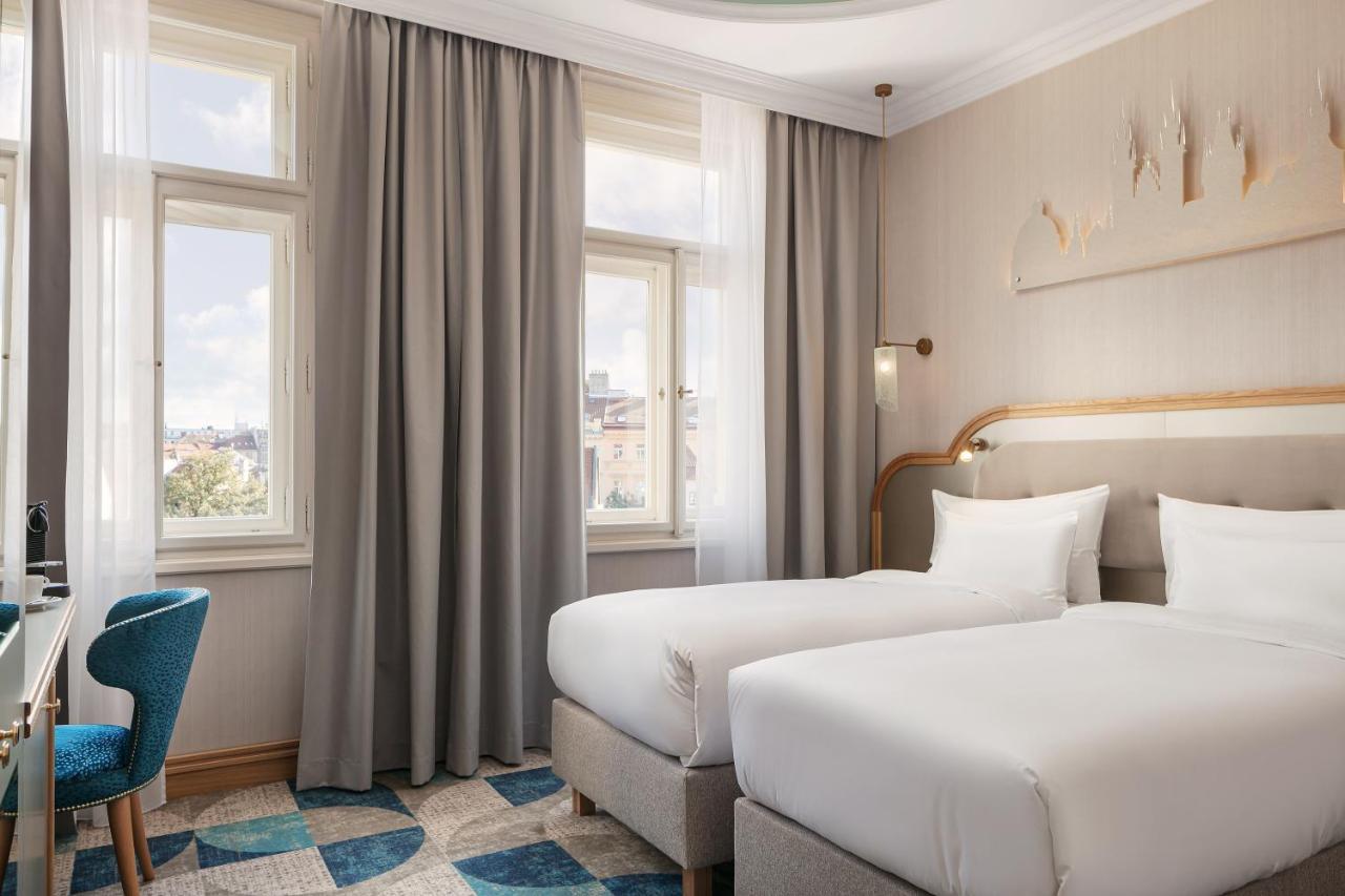 Hotel Allure &