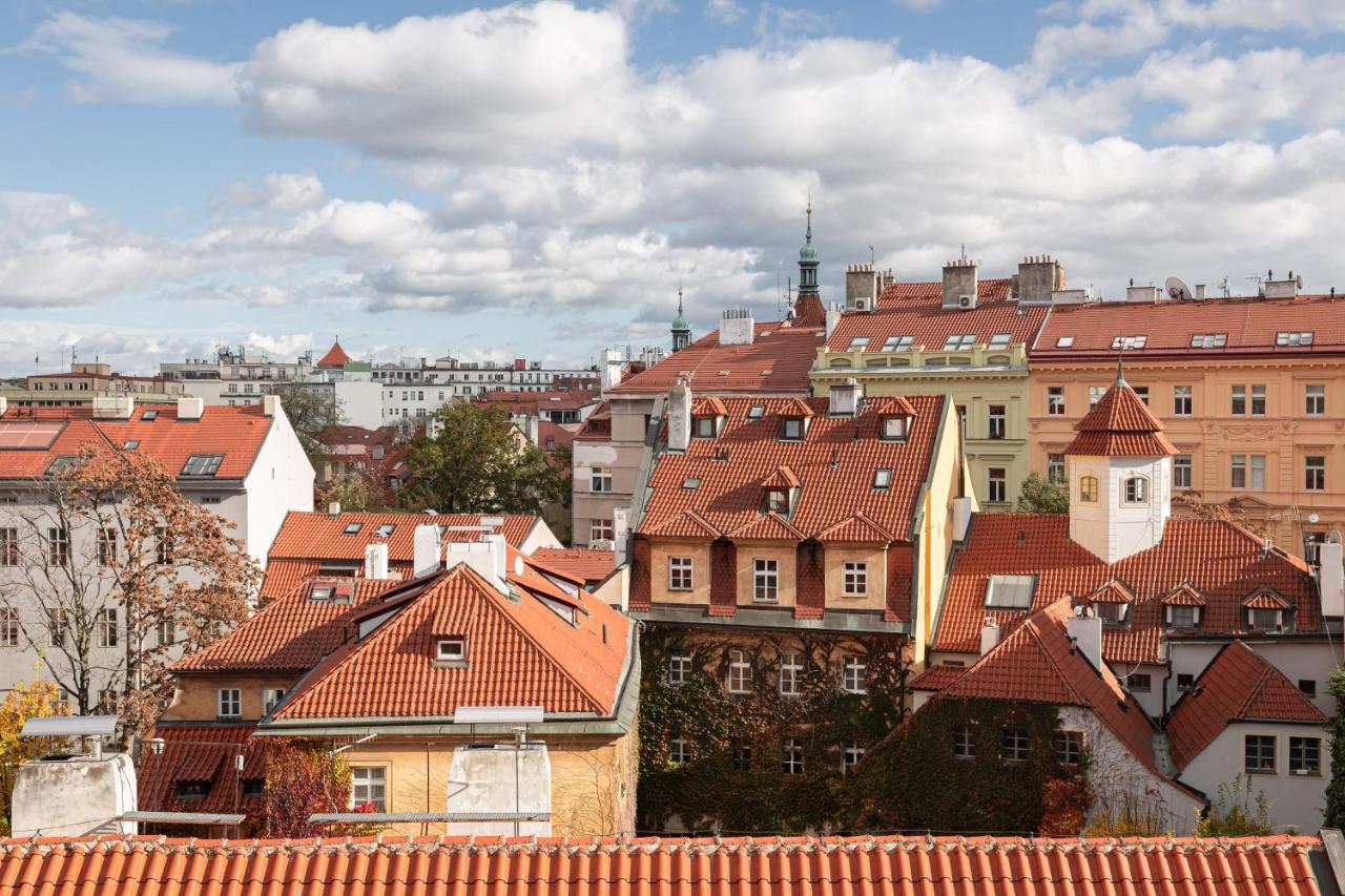 Allure & Prague
