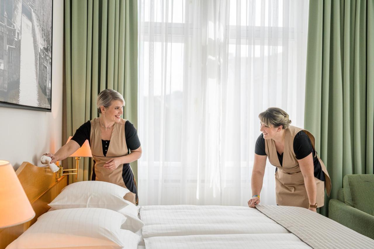 Western Moran 4* Prague