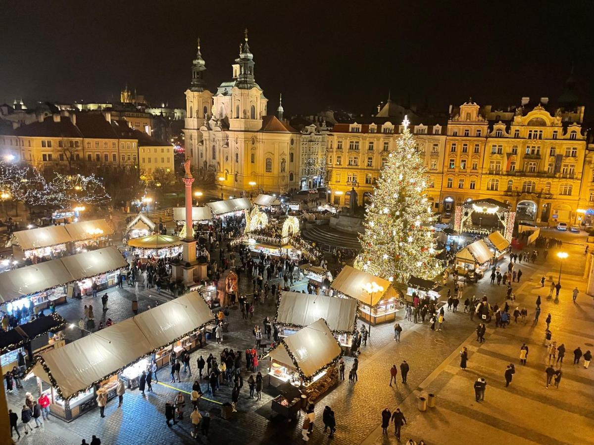 Old Town Square * Prag