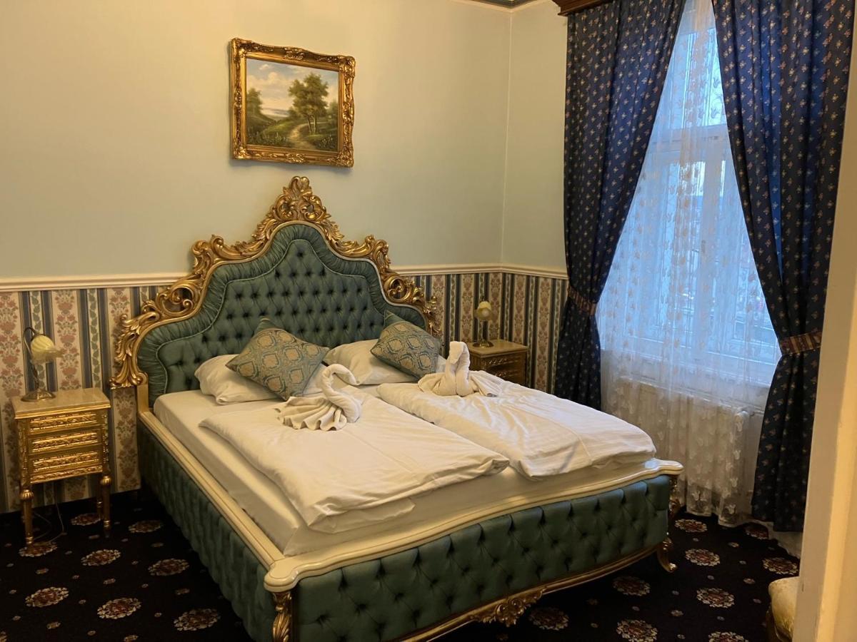 Klarinn Castle Hotel 4*