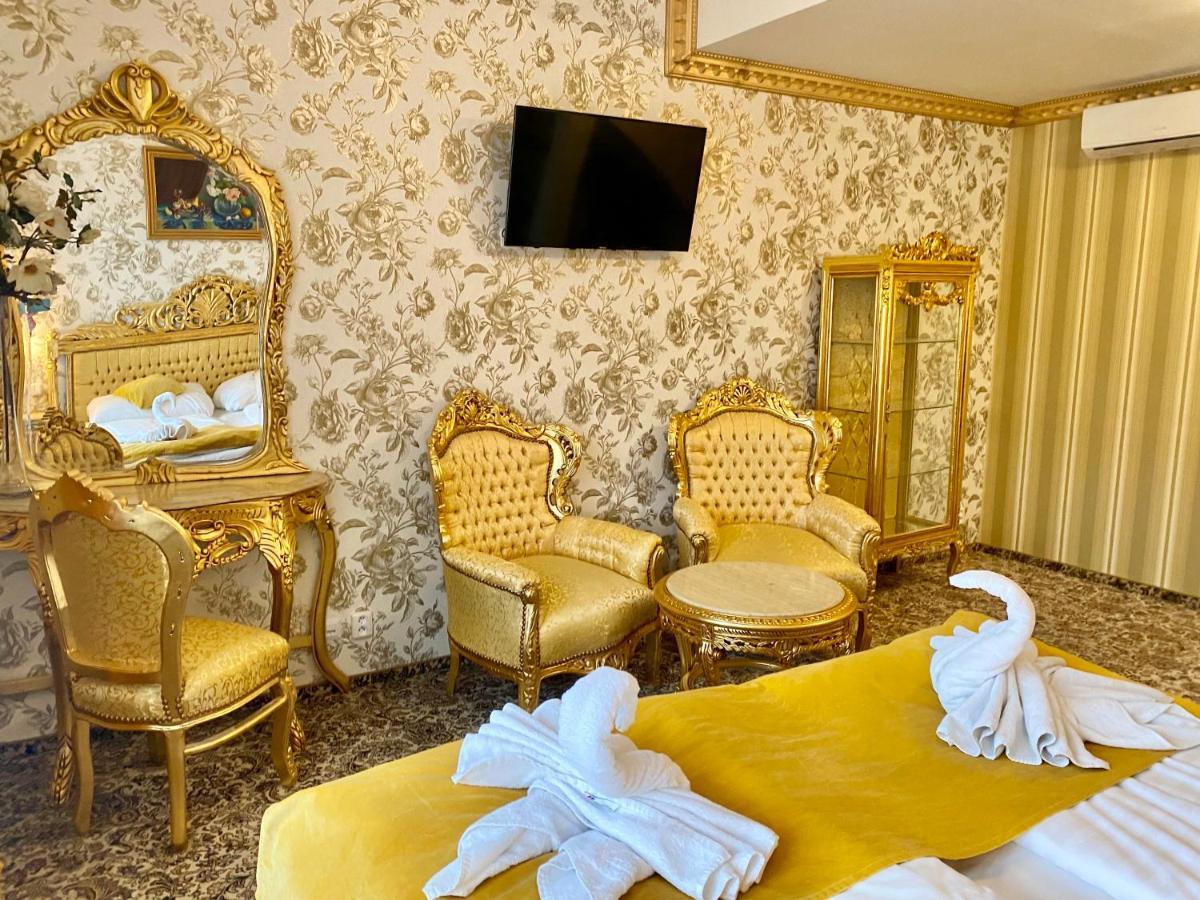 Hotel Liliova Old Town 4*