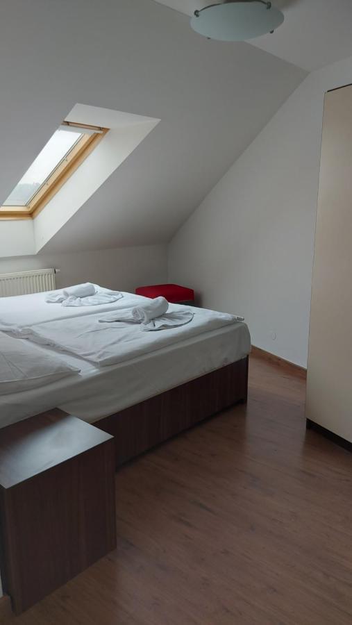 Otel Vysta