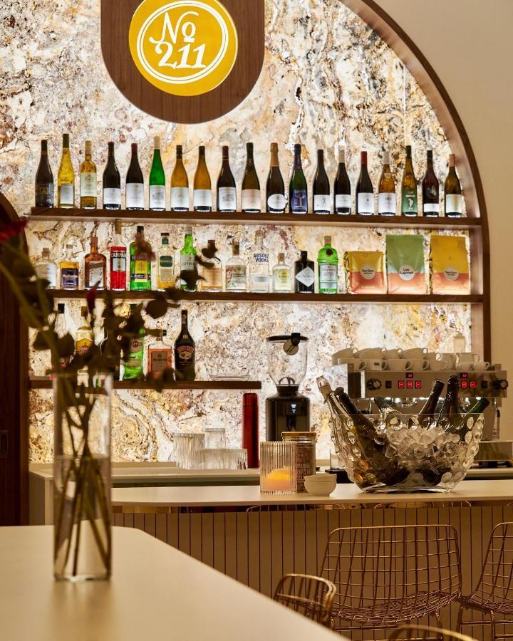 Hotel Nerudova 211 Prague