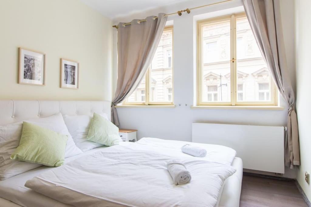Appartement Charles Bridge Tower / Castle View Prague