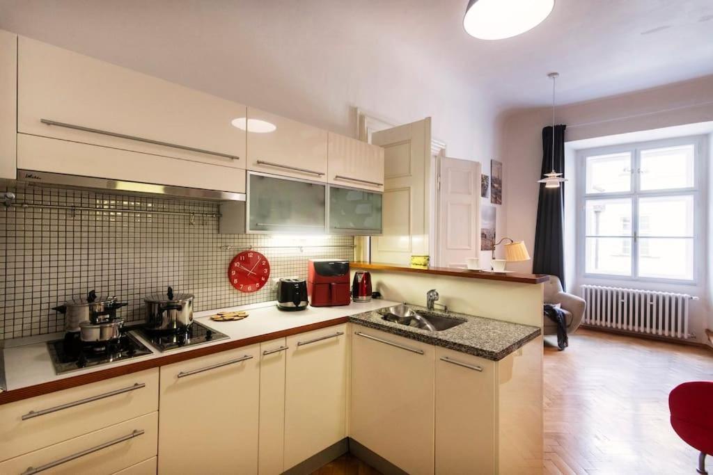 Fairytale Duplex - Billiard - Whirlpool - Cinema - Old Town Daire Prag