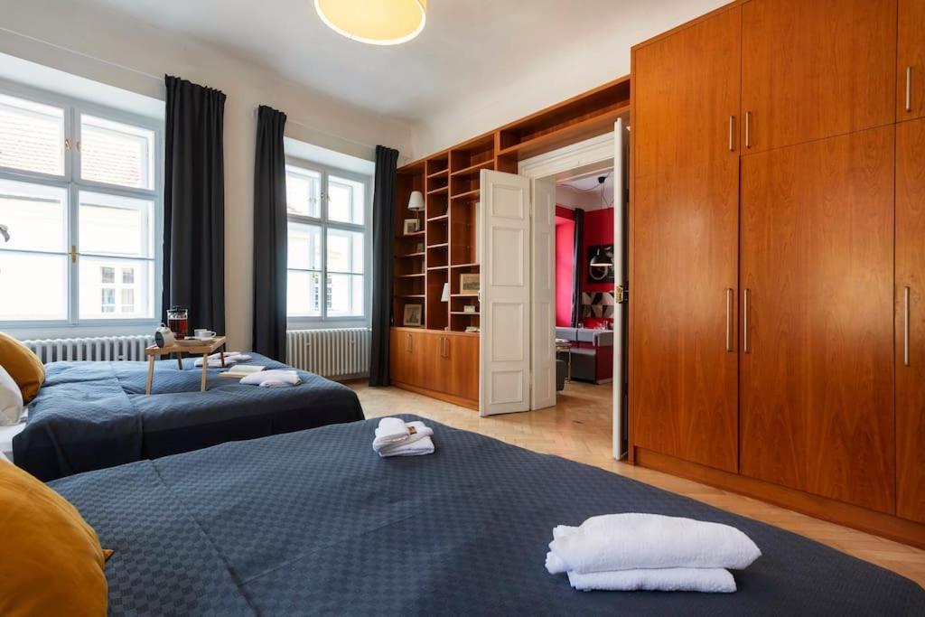 Fairytale Duplex - Billiard - Whirlpool - Cinema - Old Town *