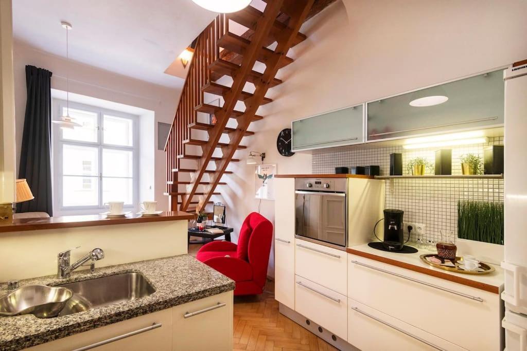 Daire Fairytale Duplex - Billiard - Whirlpool - Cinema - Old Town