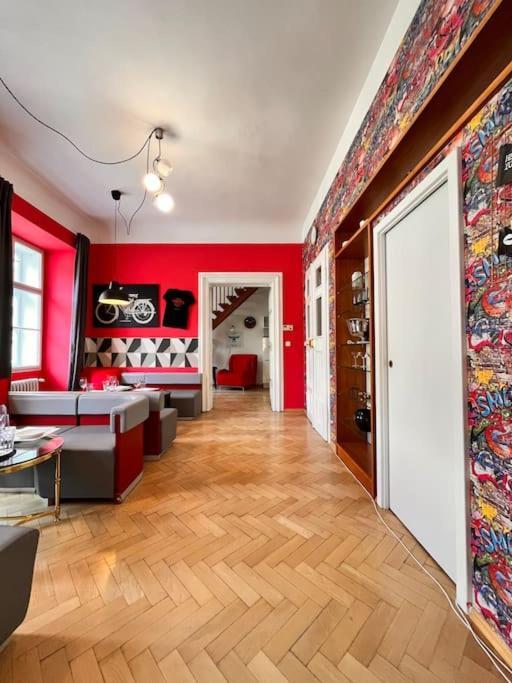 Fairytale Duplex - Billiard - Whirlpool - Cinema - Old Town