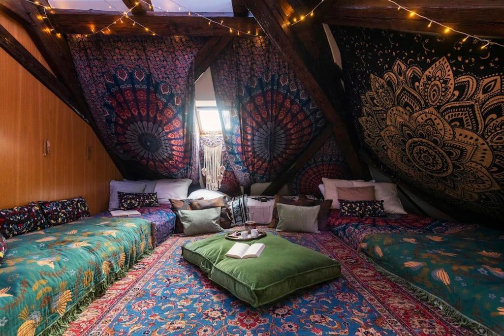 Fairytale Duplex - Billiard - Whirlpool - Cinema - Old Town * Prag