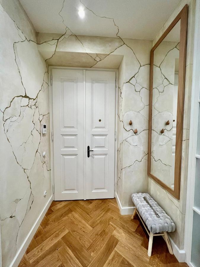 Daire Wabi Sabi Nest W/ Garage