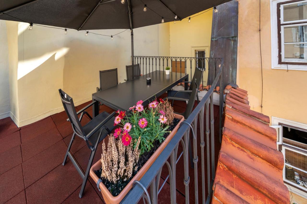 Old Town - Michalska Apartment 4*