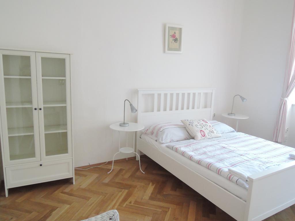 Apartment Carolina Old Town Prague