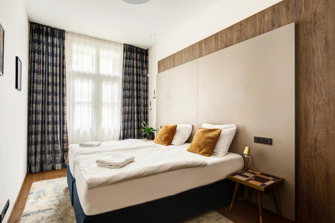 Apartment Luxury Riverside Prag
