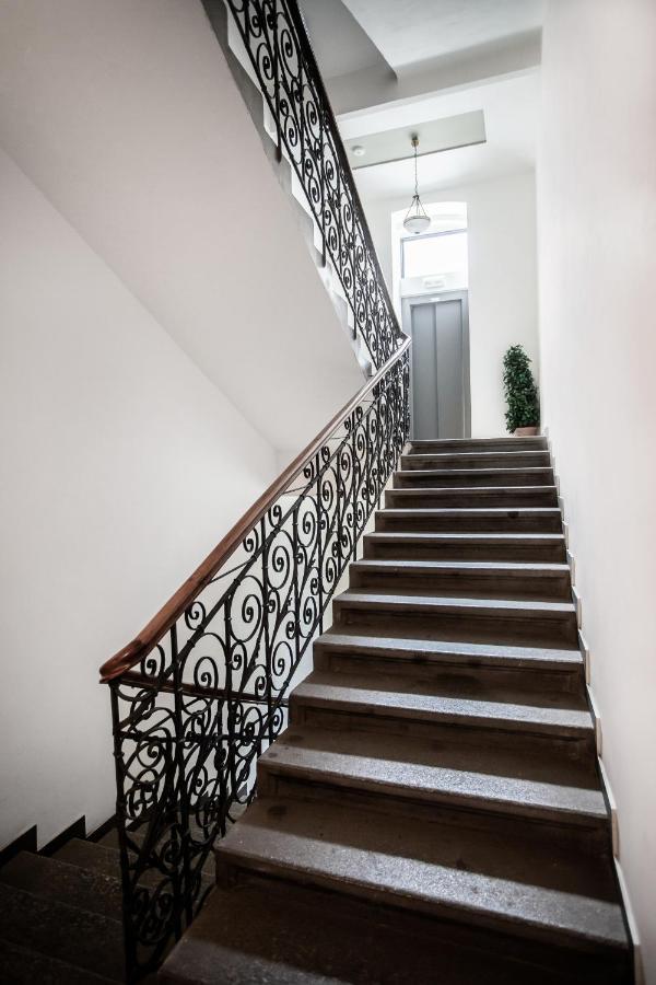 Luxury Riverside Prag