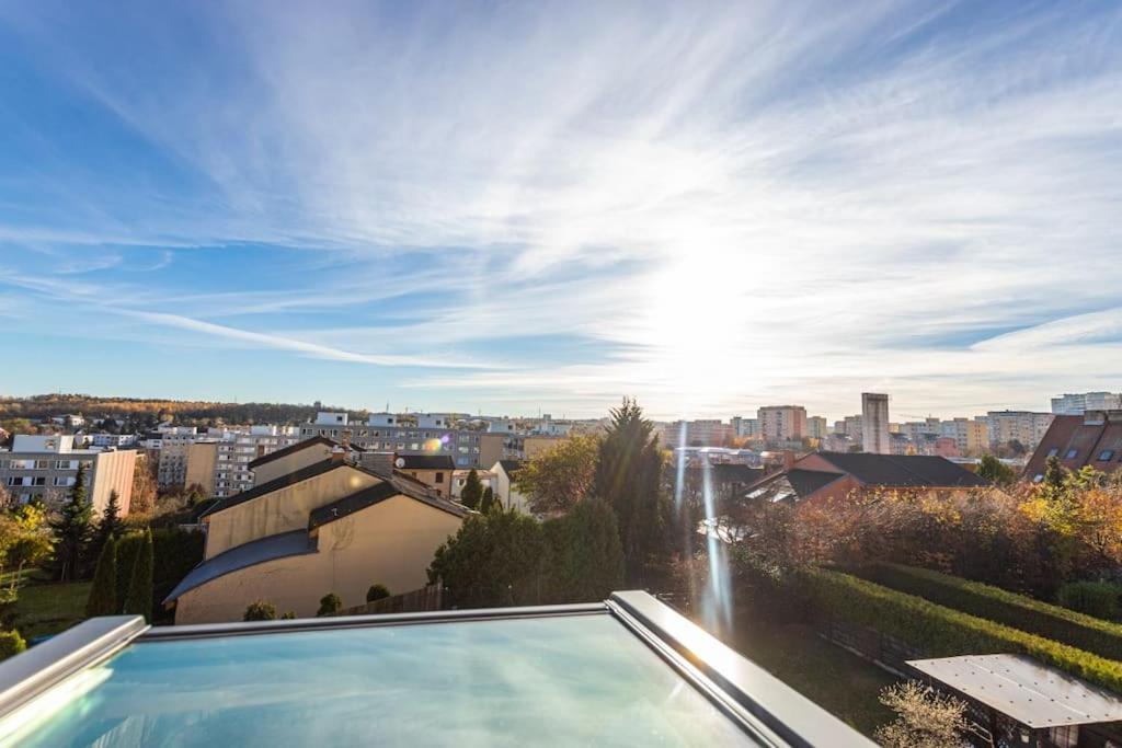 Tamara With Air-conditioning And Parking Apartment *