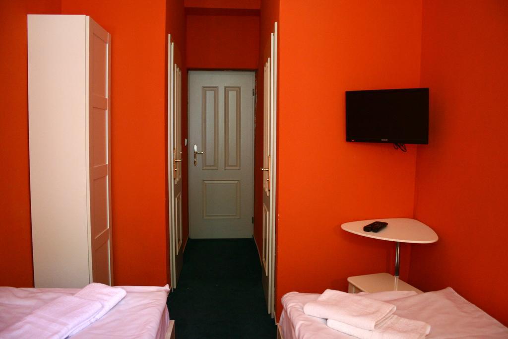 Hotelove Kolcavka 2* Prague