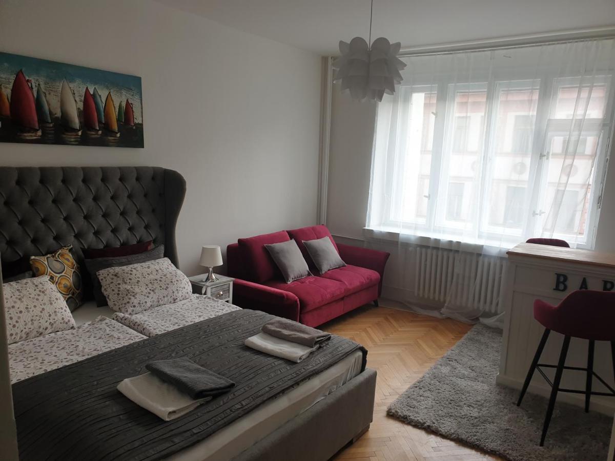 Apartment Newly Refurbished Prague