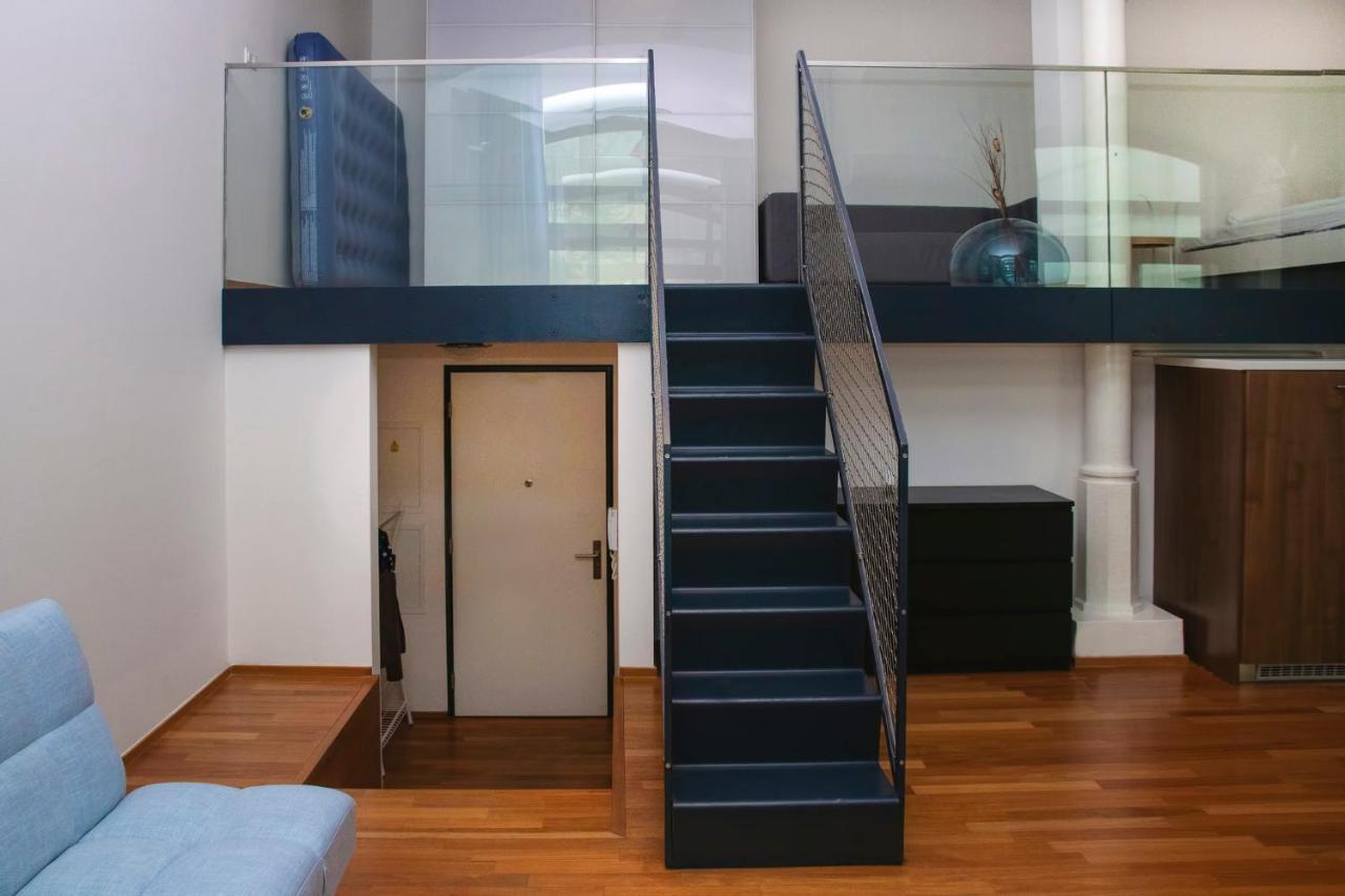 Modern With Terrace And Air Conditioning Apartamento Praga