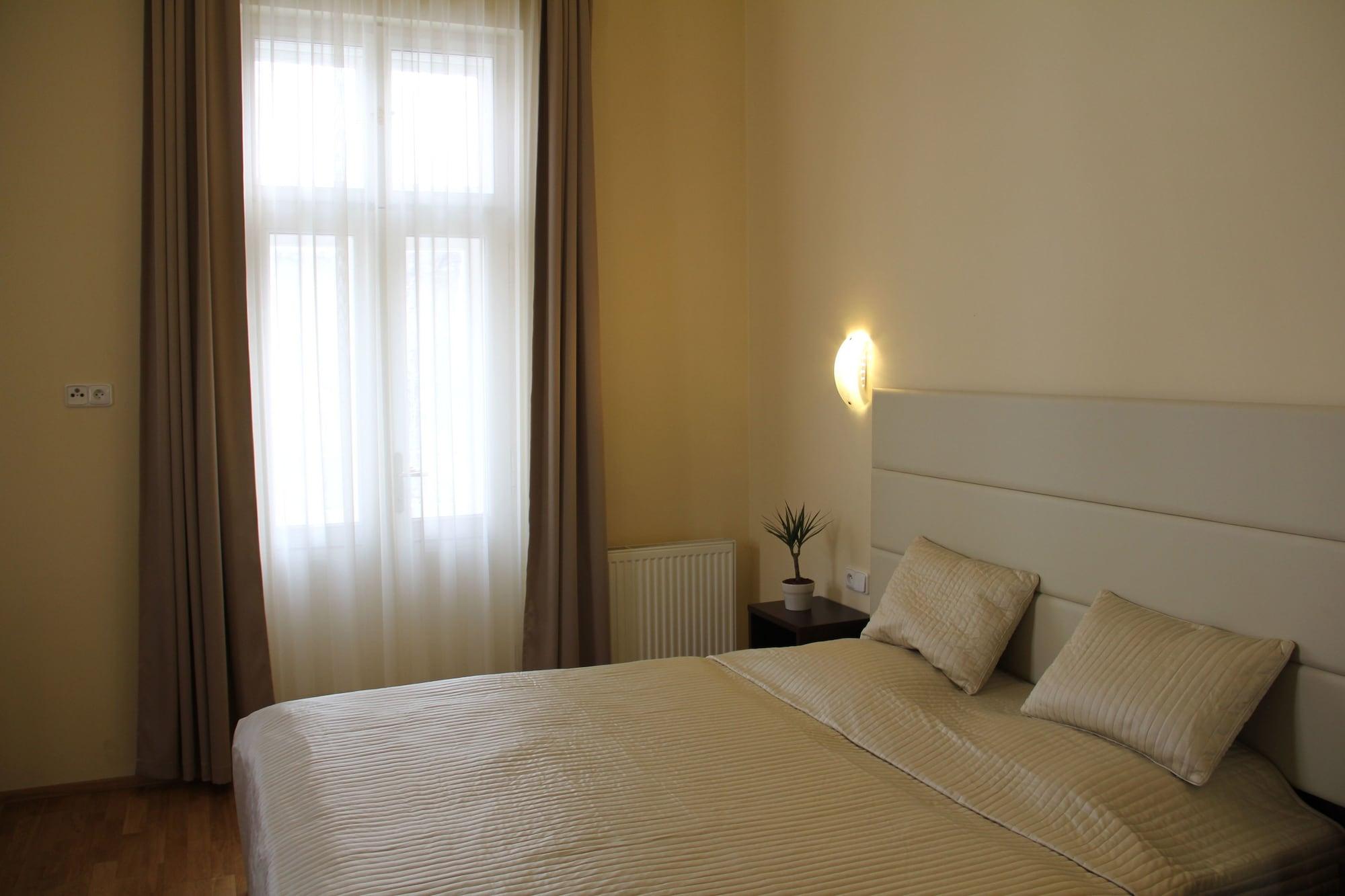 Hotel Trevi 4*